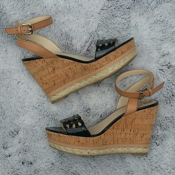 Nine West Shoes - Nine West black and tan wedges